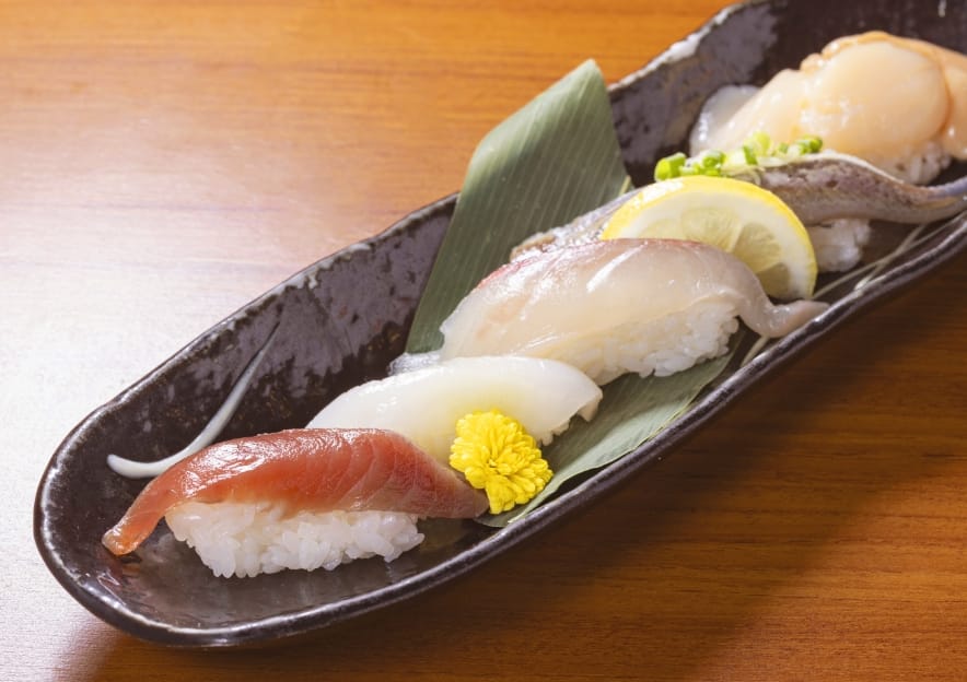 魚屋の寿し 回転 魚錠