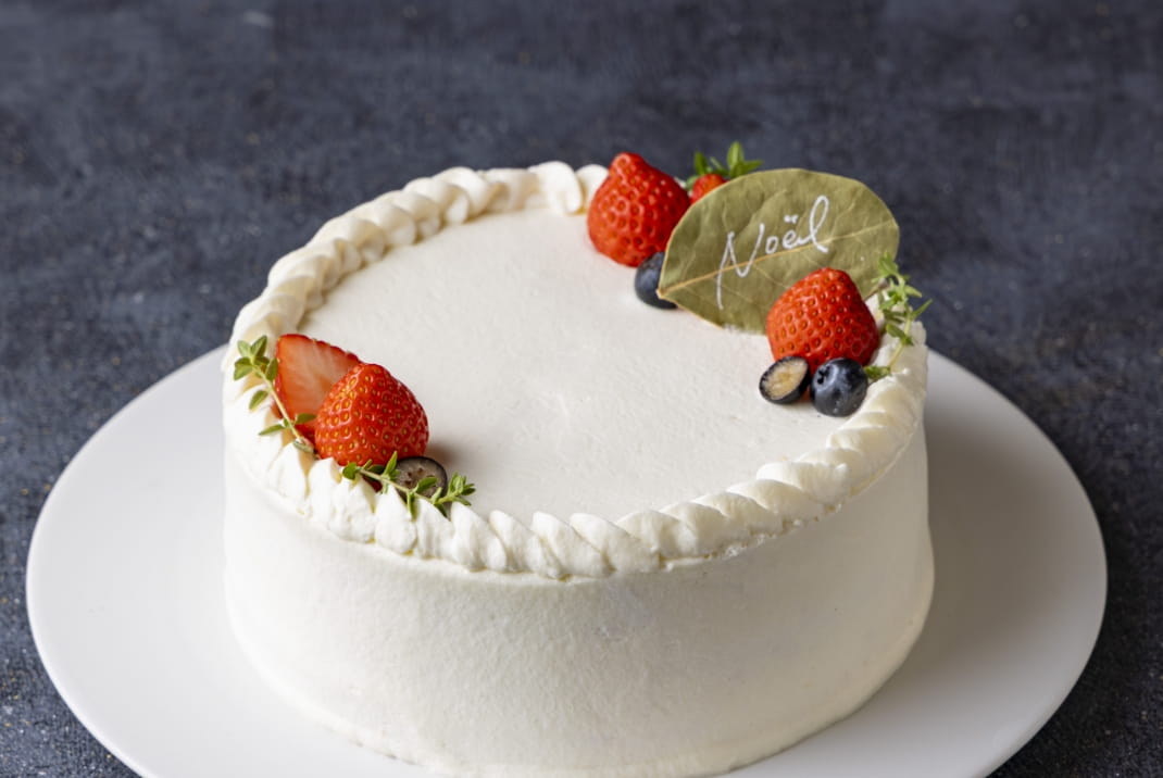 シンプルが美しい、トドのクリスマスケーキ