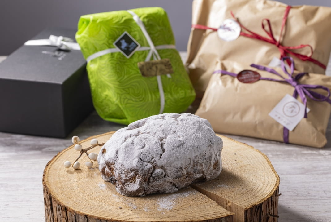 「日替わりるるベーカリー」のパン屋さんのシュトレンが今年も集結。